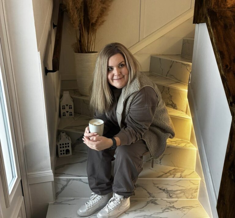 73cc2b1c 8ce5 45e4 a32b a93dc791657f